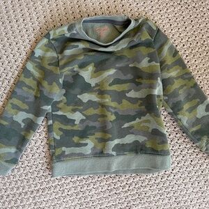 Cat & Jack Camo Army sweatshirt XS 4/5
